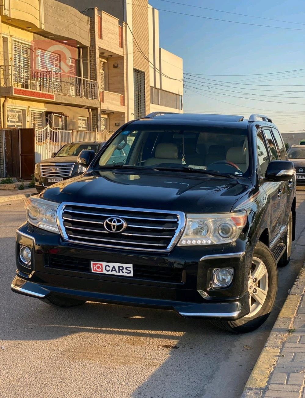 تويوتا لاندكروزر